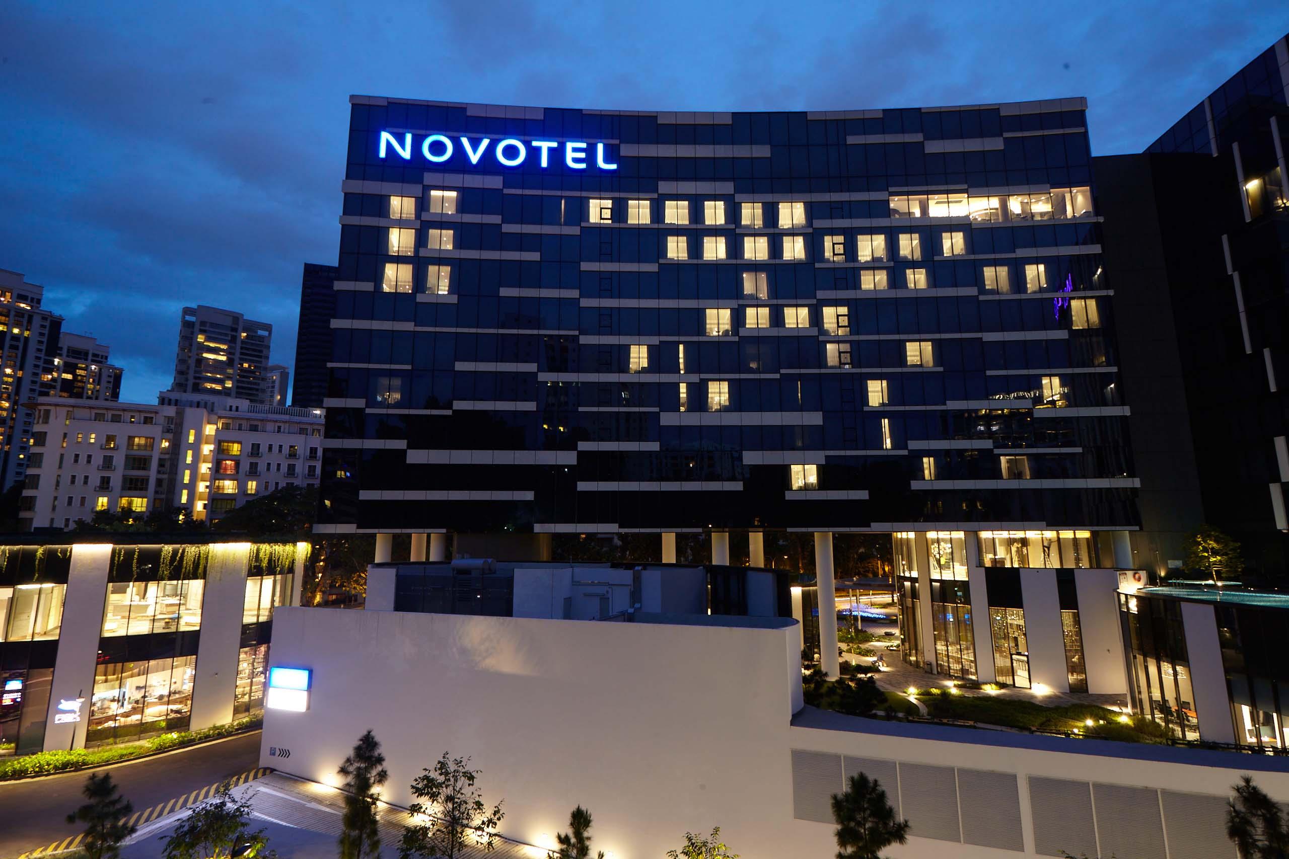 Khách sạn Novotel On Stevens Singapore